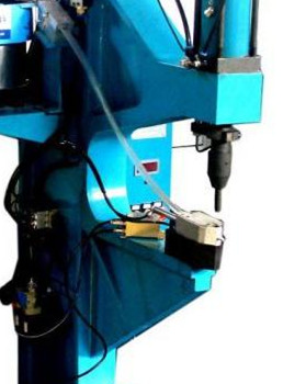 導(dǎo)致自動(dòng)鉚接機(jī)故障的原因有哪些？